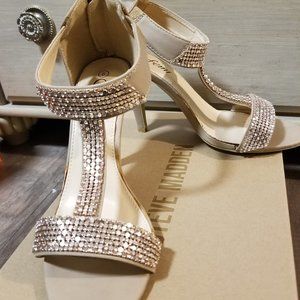 Femi sandals